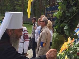 Во всех храмах и монастырях УПЦ 16 мая почтят память жертв политических репрессий